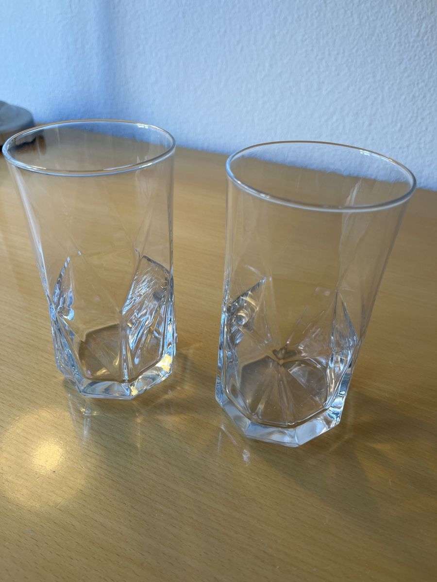 Ikea Bicchieri: Elegante Trinkgläser, 2 Stück – Usato da Bern venduto da Piratamorgan