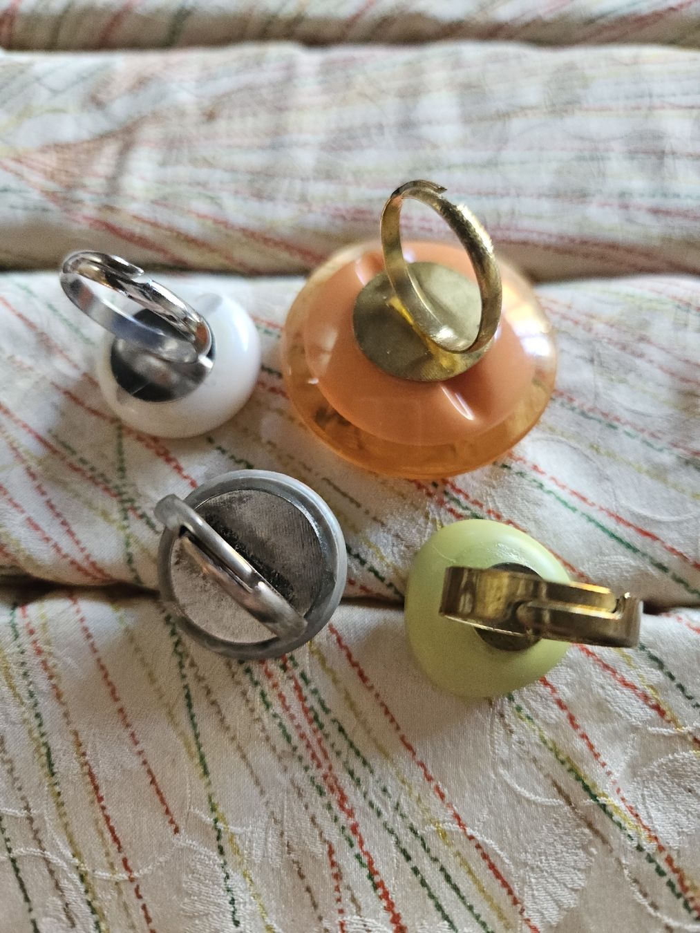 Anelli: 4 bagues style seventies space age – Nuovo e nell'imballaggio originale da Thônex venduto da lacomtessedesfees 6