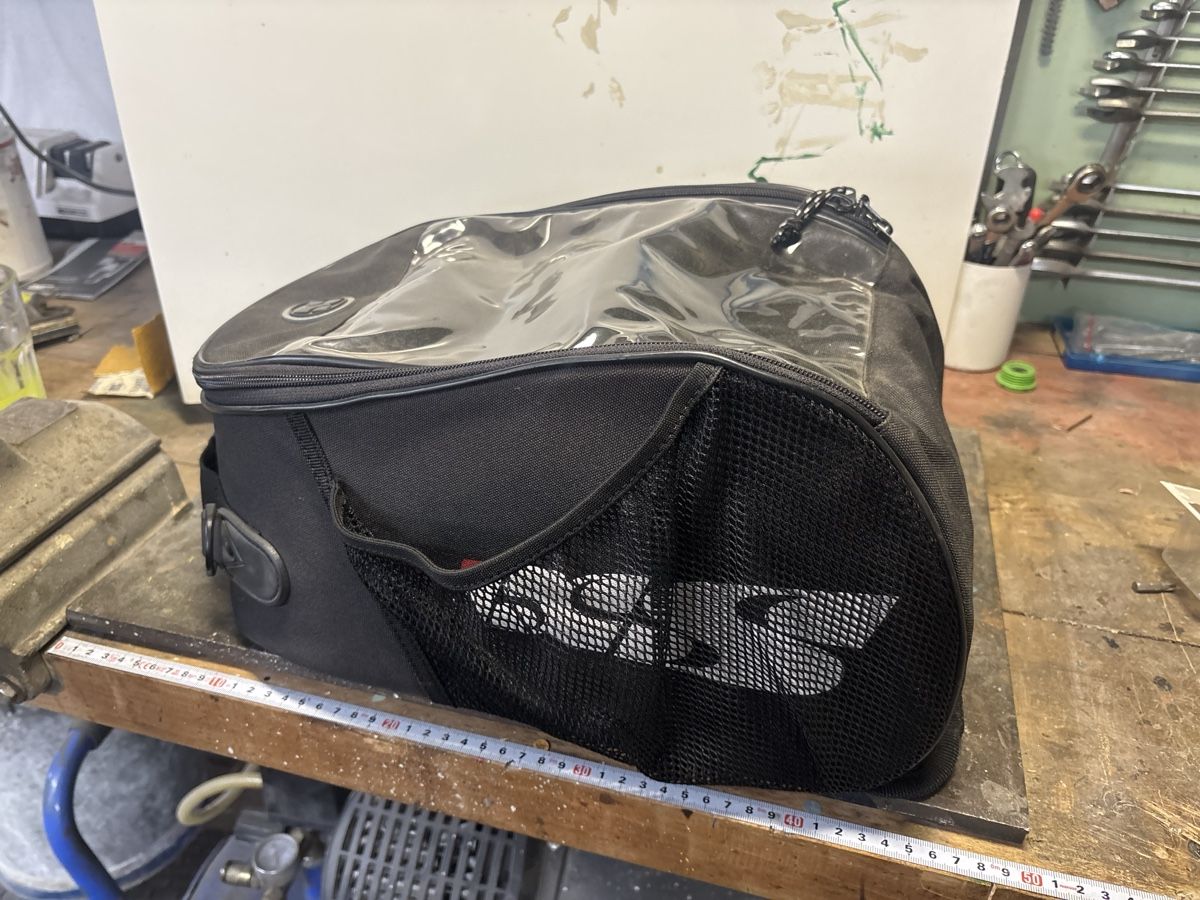 Tutti i ricambio per moto: Motorrad Magnet Tanktasche – Usato da Beckenried venduto da silvanbue