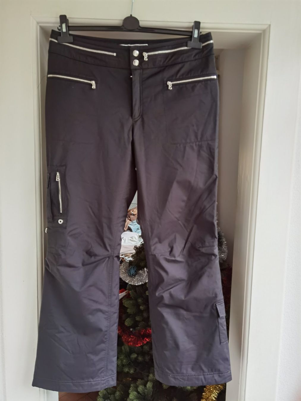 Bogner Pantaloni: Bogner Skihose schwarz 42 – Nuovo (secondo la descrizione) da Langenthal venduto da morena86