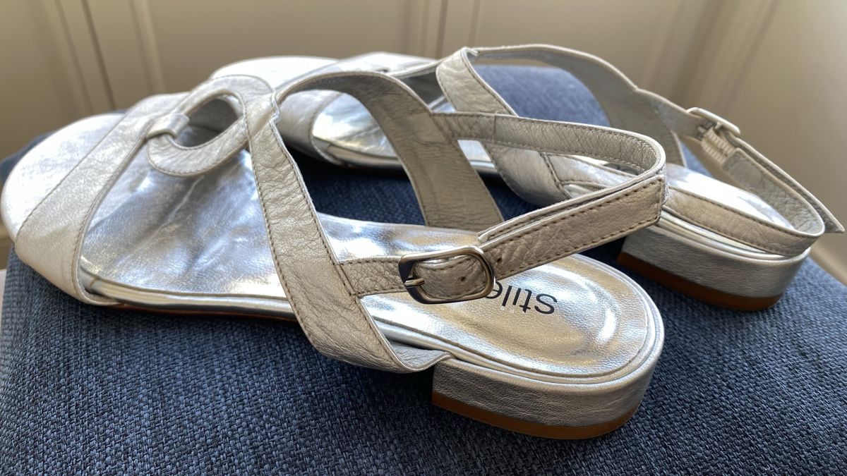 Scarpe da donna: Sandalen silber Grösse 38 stilemoda Leder – Nuovo (secondo la descrizione) da St.Gallen venduto da LUMUMBA7 1