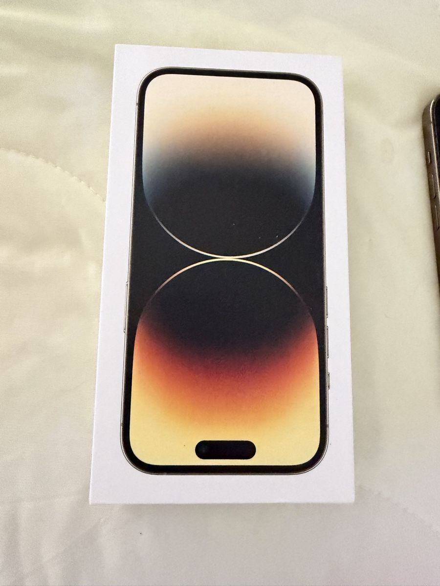 Apple Portables: iPhone 14 Pro – D'occasion à Pfyn par Nathalie71 7