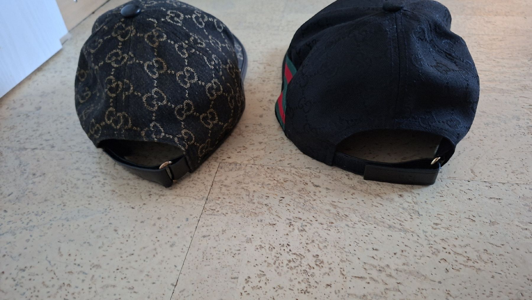 Gucci Altro in  Abbigliamento & Accessori: Gucci Kappe Beige/Braun & Schwarz – Nuovo (secondo la descrizione) da Balterswil venduto da Bambussocken 4