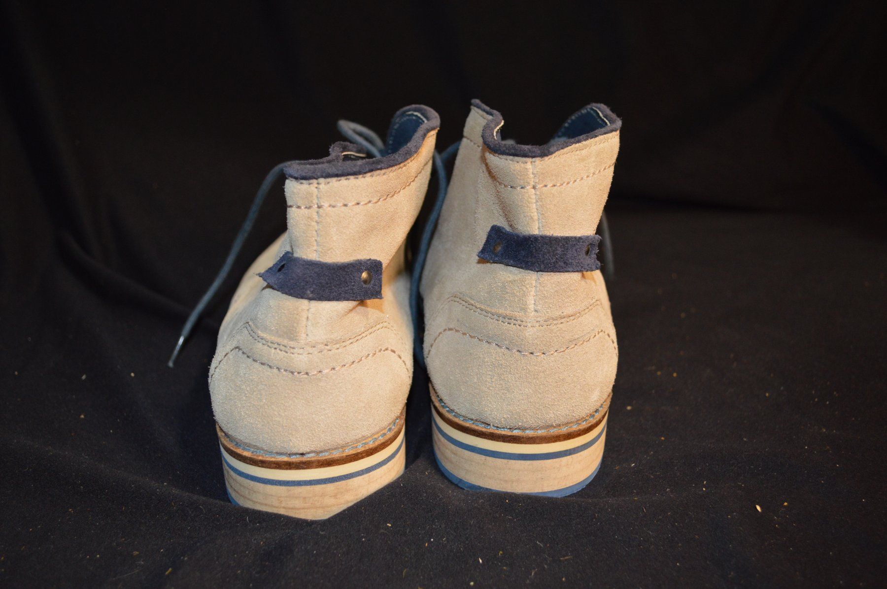 Herrenschuhe: Herren Wildleder Desert Boots, beige, Grösse 40 – Gebraucht aus Buchs SG von die_zc5l 2
