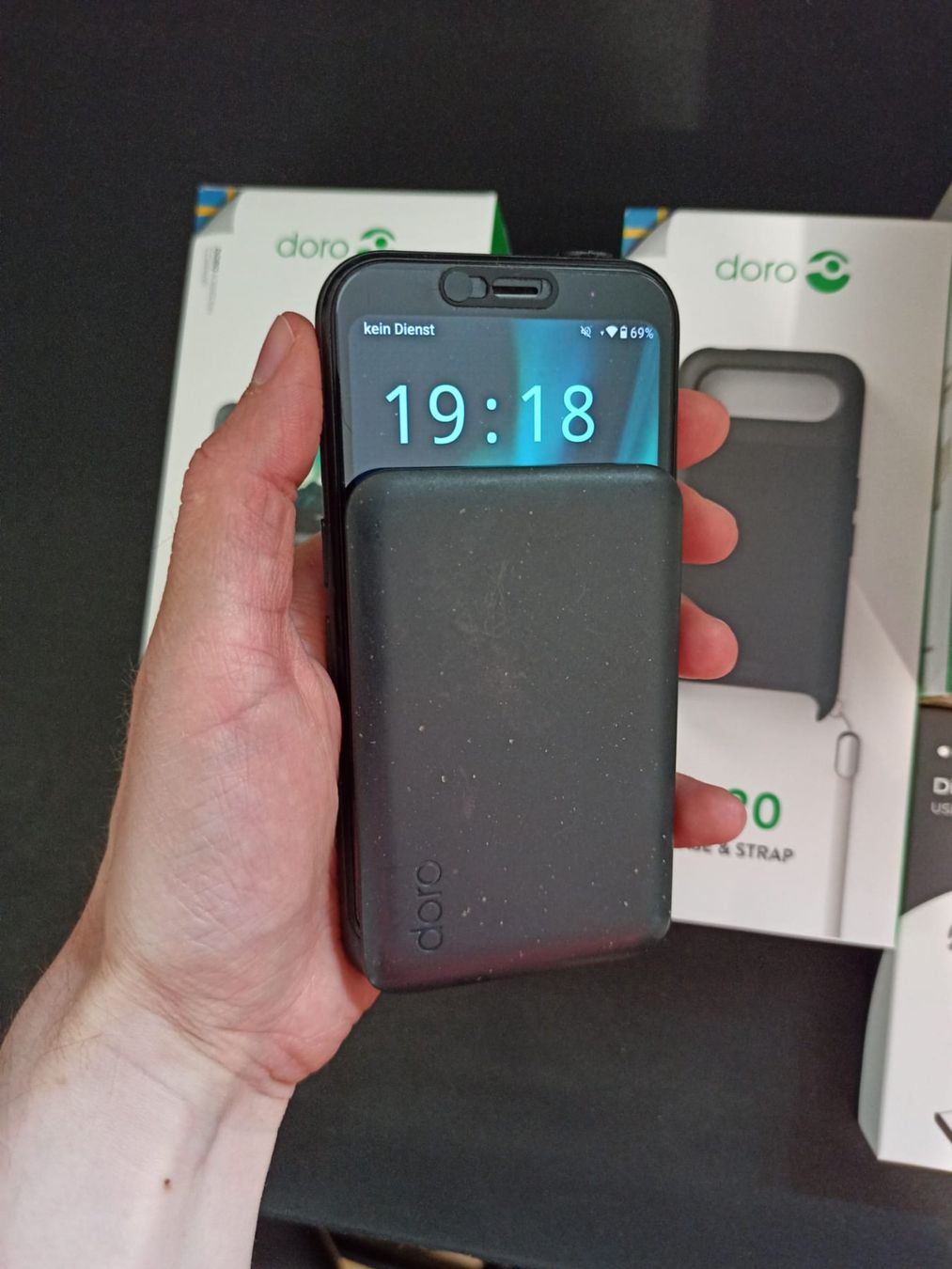 Doro Telefoni cellulari / Smartphones: Doro Aurora A20 Smartphone mit Zubehör – Nuovo (secondo la descrizione) da Root venduto da CalasWade 1