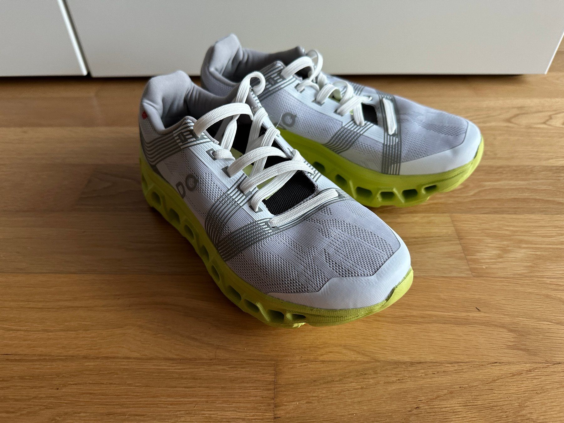 Scarpe da uomo: No-Name Laufschuhe Cloud Gr. 40 – Nuovo (secondo la descrizione) da Alpnachstad venduto da Rucksack10 1