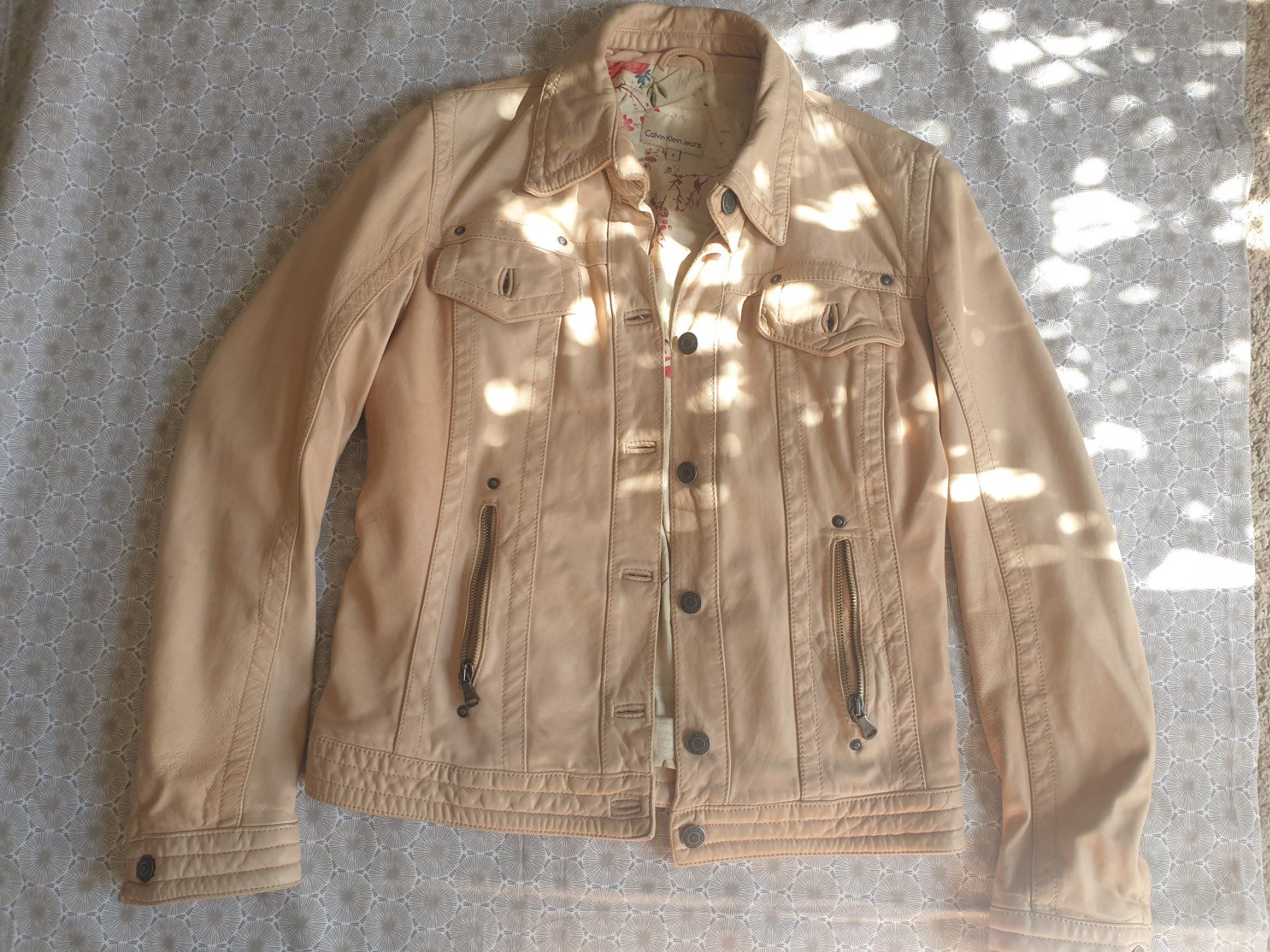 Calvin Klein Giacche: Lederjacket Calvin Klein, vintage, small – Usato da Zürich venduto da yoarg