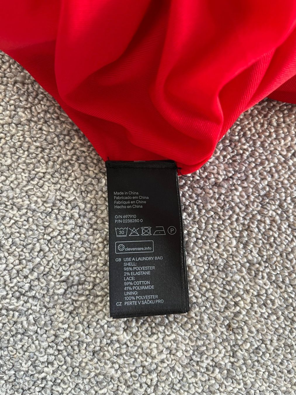 H&M Vestiti: Kleid Gr  S – Nuovo (secondo la descrizione) da Rekingen AG venduto da Barmaleus 5