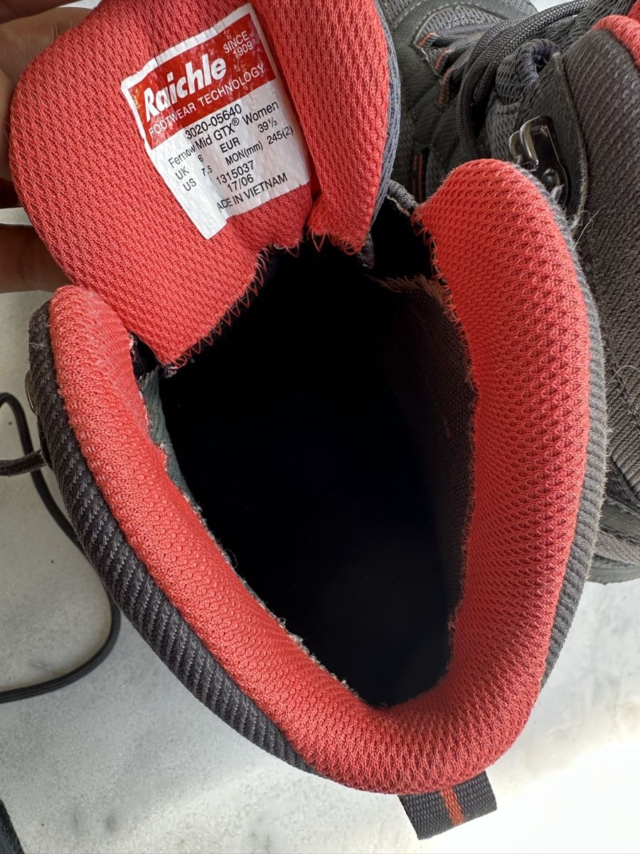 Mammut Scarpe da donna: Mammut Wanderschuhe Gr. 39 1/3 – Usato da Arch venduto da eveline_haering 2