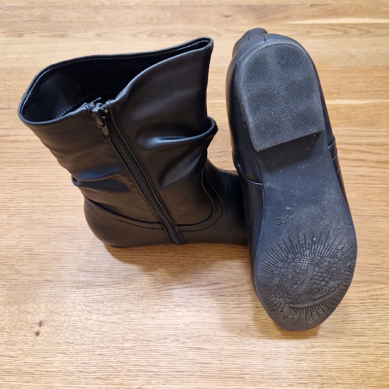 Damenschuhe: Stiefeletten Grösse 40 – Neu (gemäss Beschreibung) aus Siebnen von Nice_meis 2
