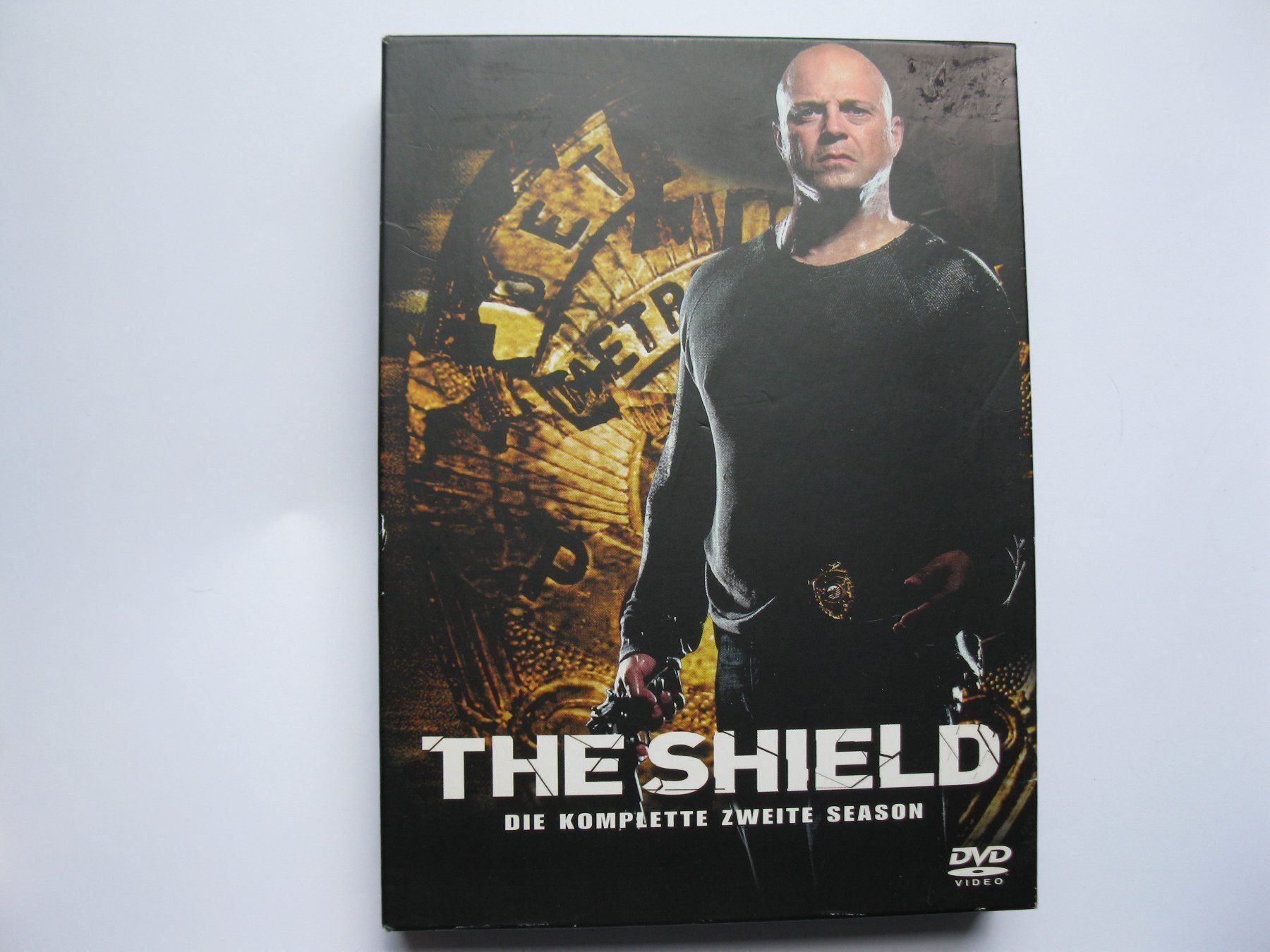 Tutti i DVDs: DVD - The Shield,  Staffel 2 komplett – Usato da St. Margarethen TG venduto da Schachmatt