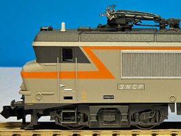 Trix 16005 _ SNCF E Lokomotive Serie BB 22200 _ OVP _ Spur N