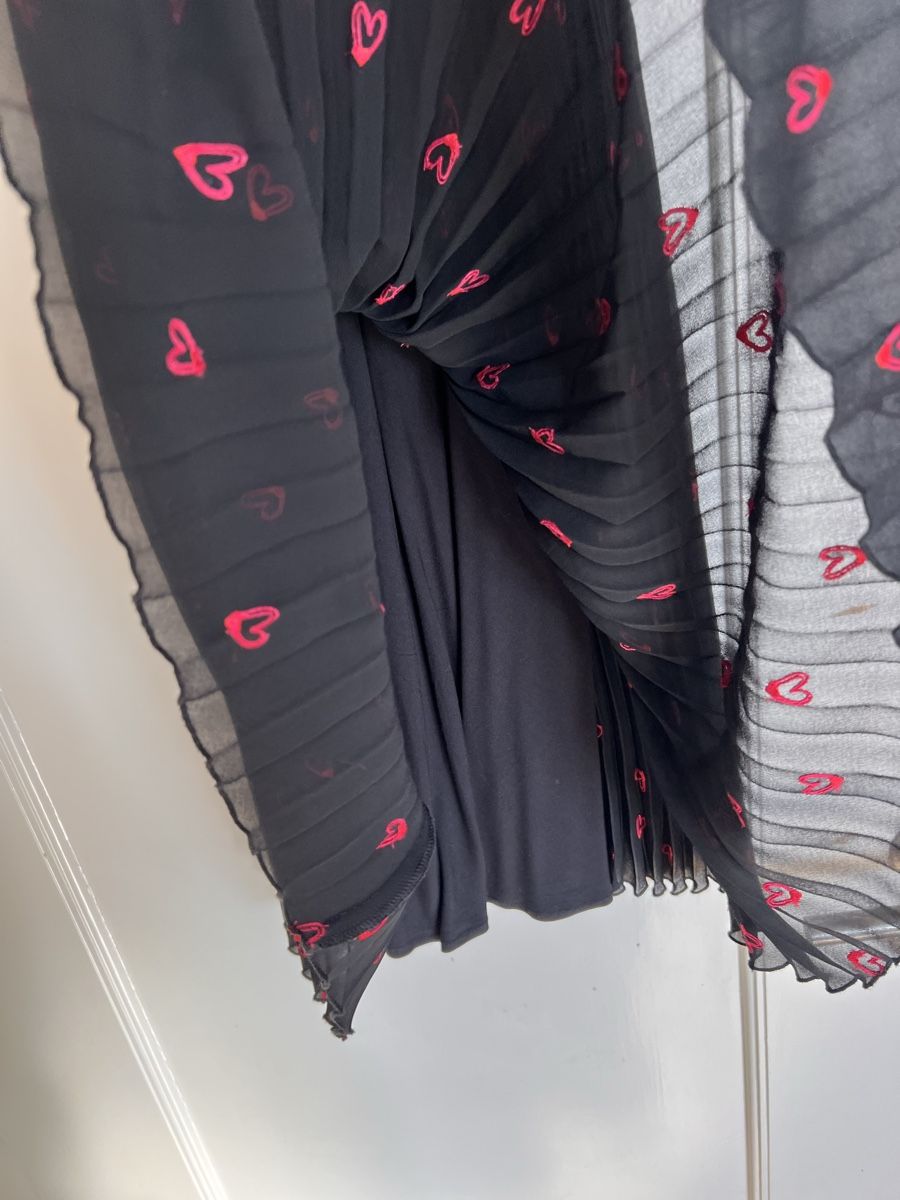 Maje Vestiti: MAJE Kleid schwarz mit Herzen Gr. XS – Nuovo (secondo la descrizione) da Zürich venduto da car_x52z 5