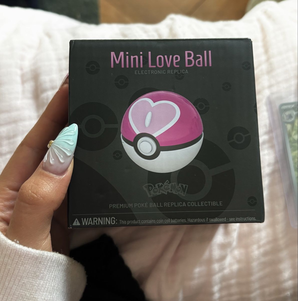 Pokémon Alle Dekorationen: Mini Love Ball - Elektronic Replica  – Neu (gemäss Beschreibung) aus Lyss von Amiiirainyspring