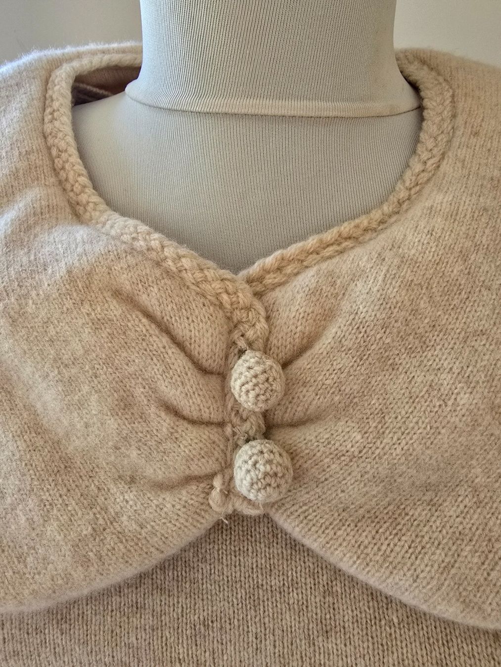 Maglioni & Felpe: Ärmelloser Pullover – Usato da Bergdietikon venduto da ewa1005 1