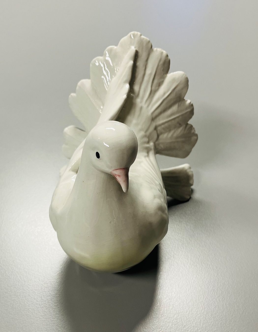 Statuette: Weisse Taube aus Keramik – Usato da Allschwil venduto da ILLUGO 2
