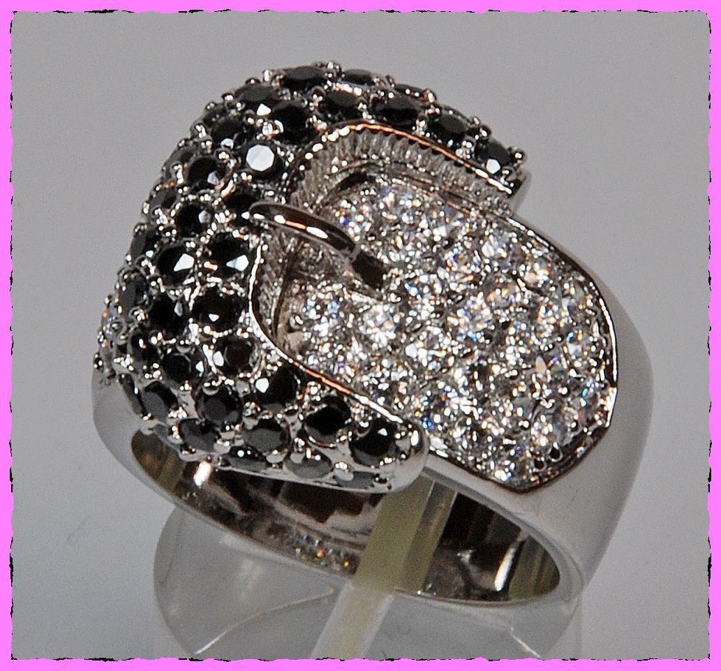 Anelli: Bezaubernder Ring mit Zirkonia – Nuovo e nell'imballaggio originale da Oberglatt ZH venduto da Diamond-Girl