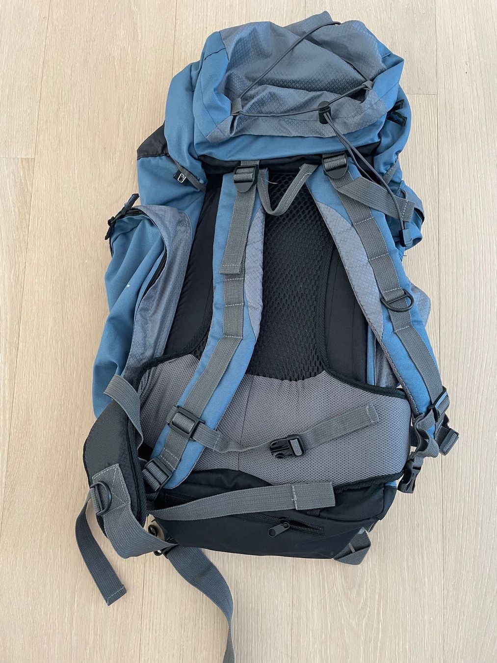 Rucksäcke: Rucksack 45 L – Neu (gemäss Beschreibung) aus Stäfa von riccardinho 1
