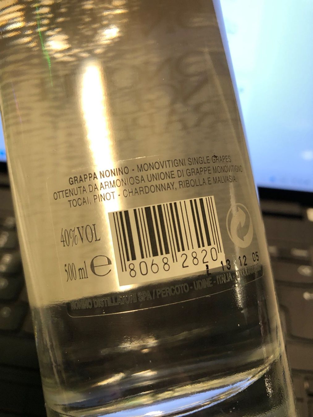 Bevande alcoliche: Grappa Monovitigni Single Grapes - Nonino Distillatori & Box – Nuovo e nell'imballaggio originale da Zürich venduto da good-rabbit 2