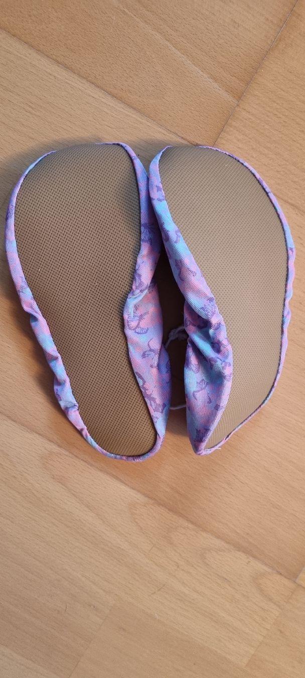 Scarpe per ragazze: Mädchen rosa blaue Gerätschuhe Gr.31/32 – Nuovo (secondo la descrizione) da egliswil venduto da Maggy6 1