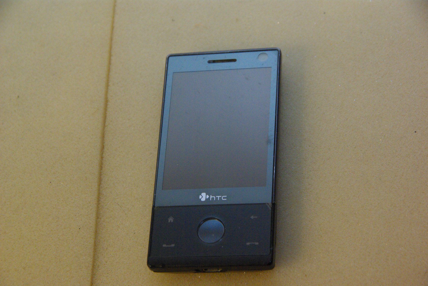HTC Portables: HTC Touch Diamond, schwarz mit Stift – Défectueux à Herisau par Cevianer1844