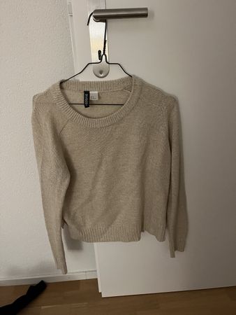 Warmer H&M DIVIDED Pullover, beige, Grösse M für den Winter!