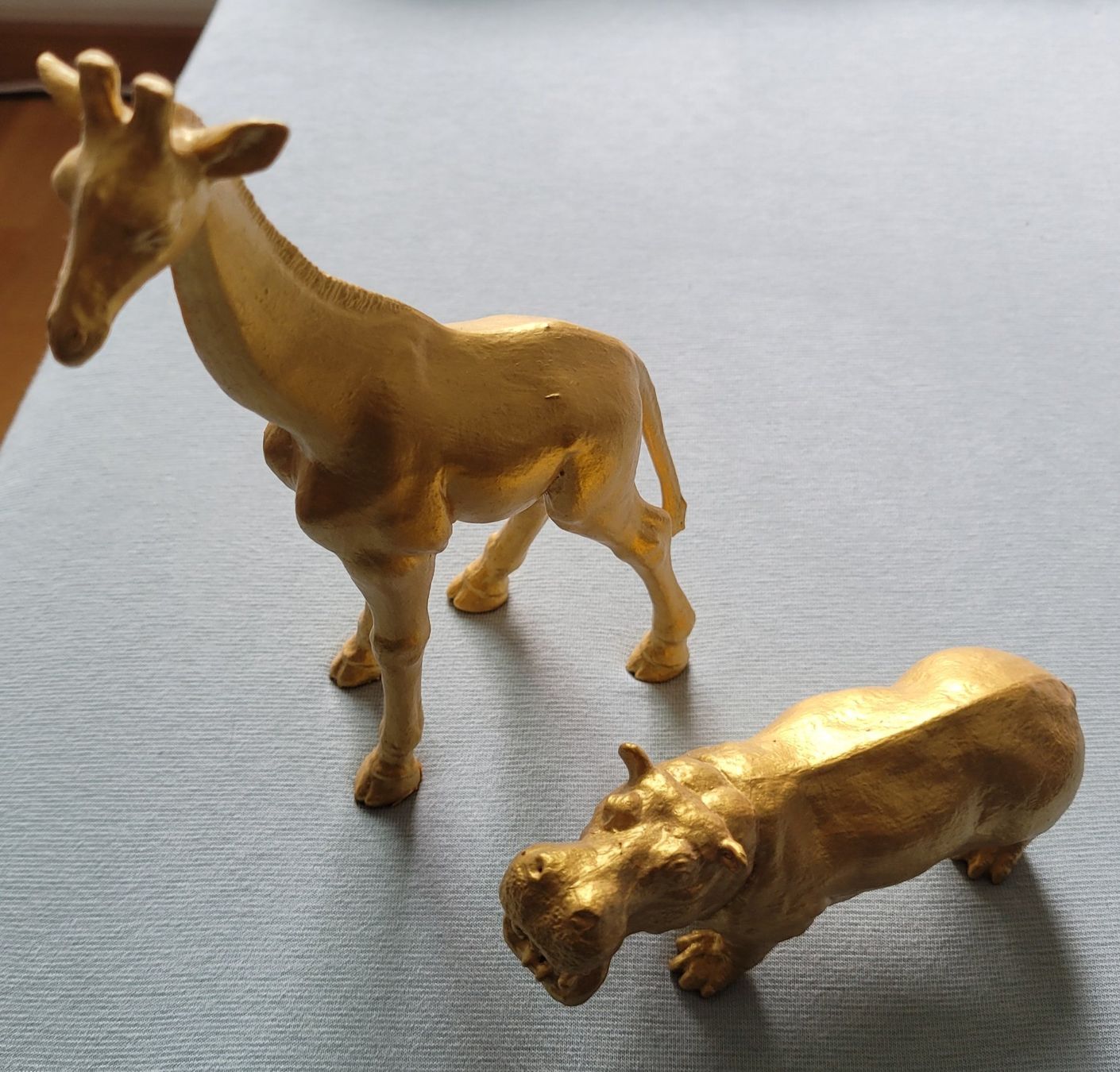 Statuette: Giraffe und Nilpferd von Kitschi – Usato da Zürich venduto da nkem13