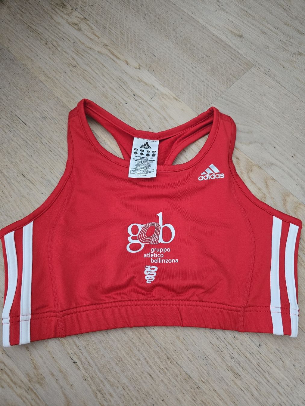Adidas Tops: Adidas Sport BH - Grösse 40 – Gebraucht aus Rickenbach b. Wil von Kth_v8