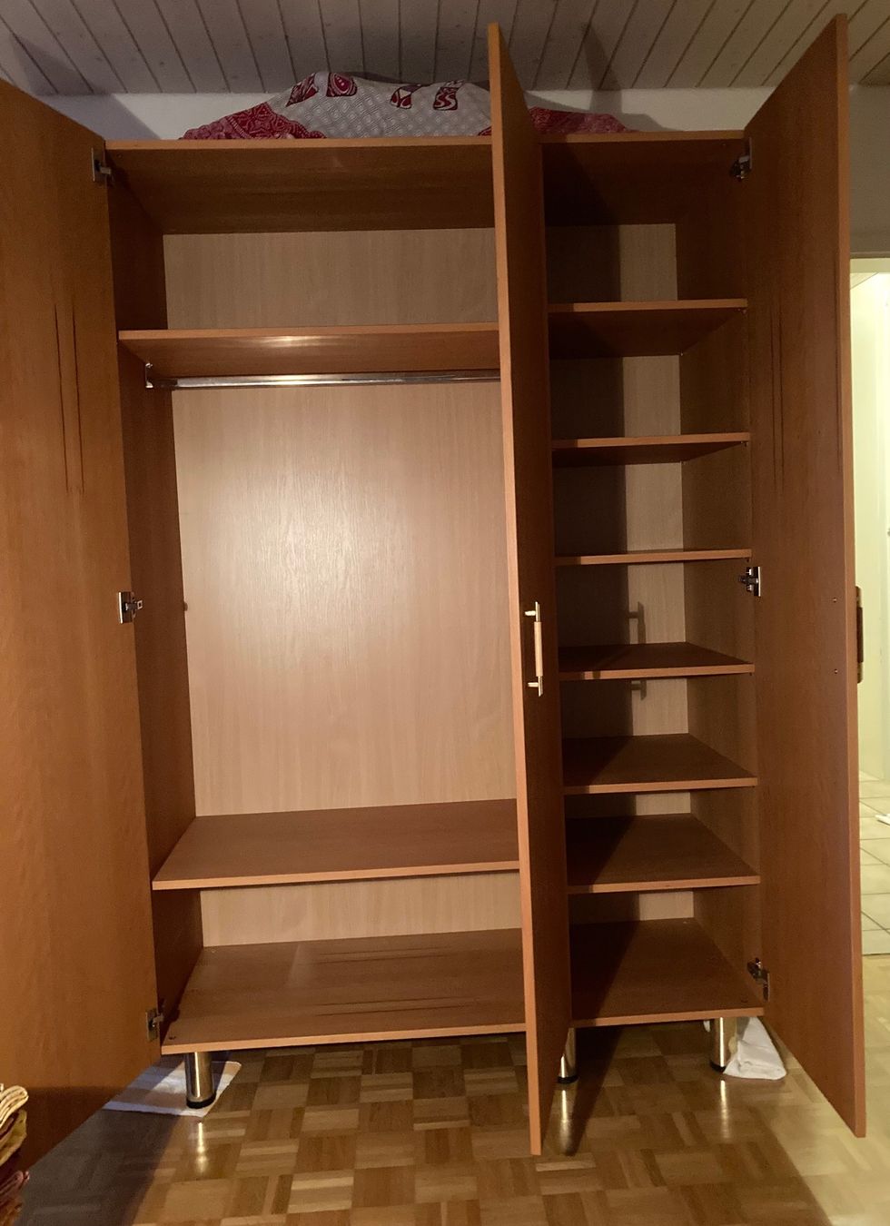 Armadi: Kleiderschrank, Buchenholz – Usato da Gümligen venduto da Hainbuche 1