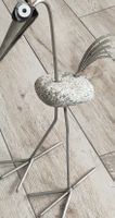 Vogel  aus Metall und Stein