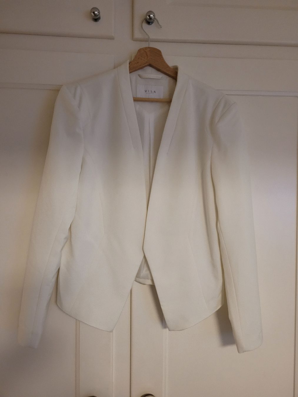 Vila Giacche: Blazer Vila Gr. XL NEU – Nuovo (secondo la descrizione) da Biel/Bienne venduto da Aare5