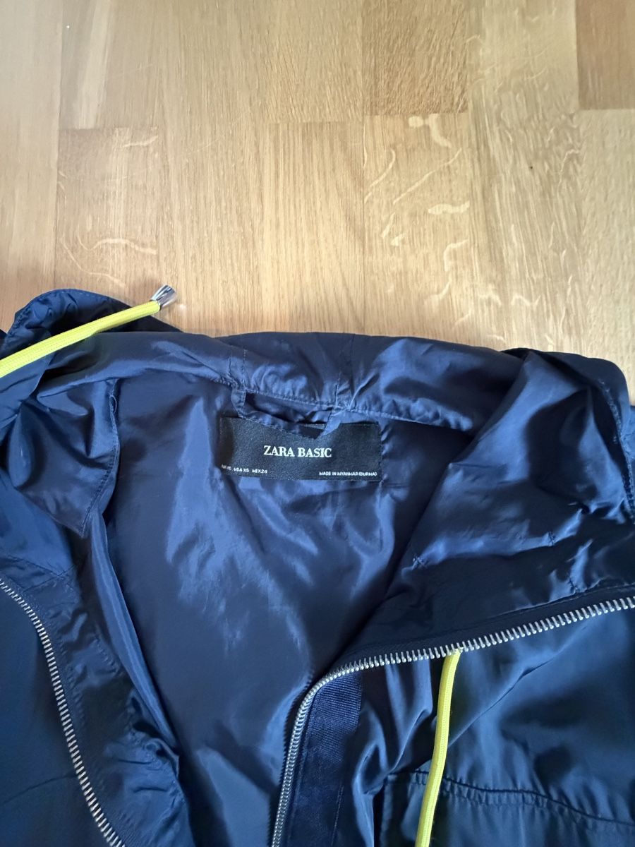 Zara Giacche: Zara Windbreaker Jacke – Nuovo (secondo la descrizione) da Aarau venduto da mimivintage 1