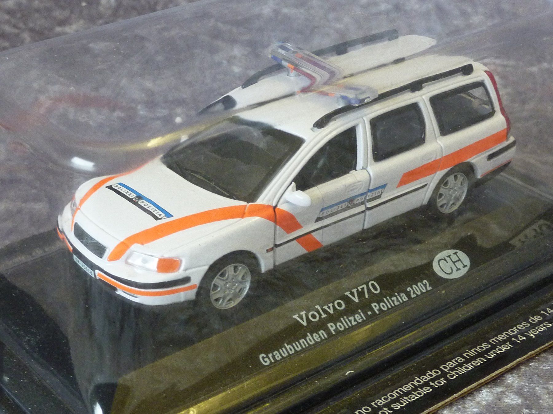 Volvo Modellini d'auto: Volvo V70 Polizei Graubünden  1:43 – Nuovo e nell'imballaggio originale da Dürrenäsch venduto da modellautos4you