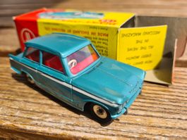 DINKY TOYS Triumph Vitesse