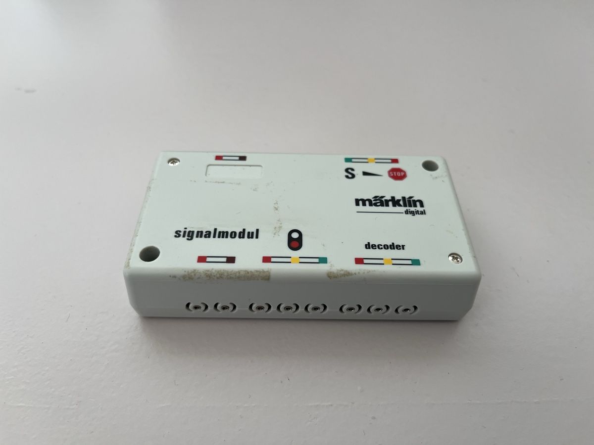 Märklin Modellini di ferrovie: Märklin 72442 Bremsmodul – Usato da Trubschachen venduto da jue_f5vx