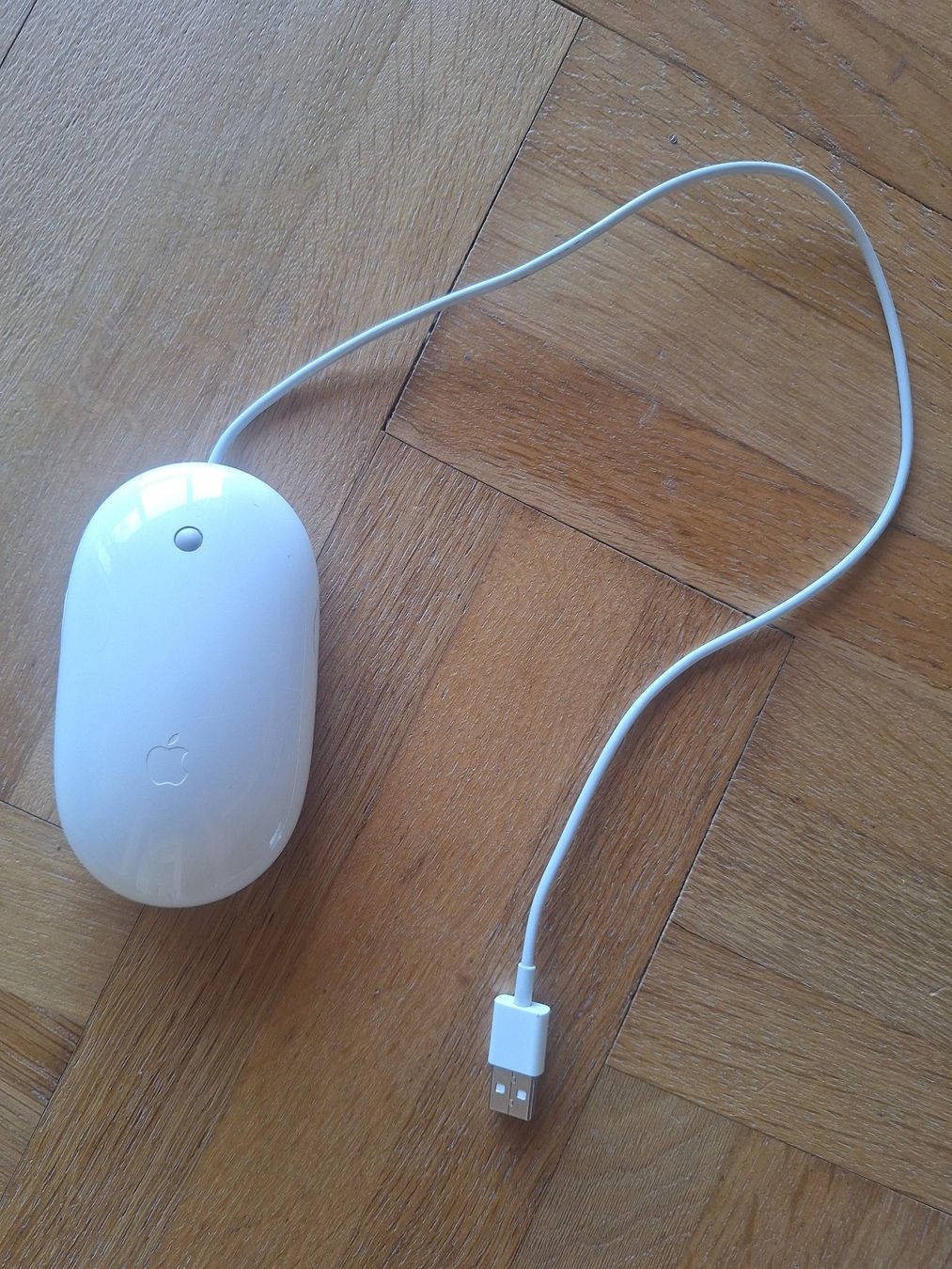 Apple Mouse: Souris APPLE model A1152 – Usato da Chêne-Bougeries venduto da xchrysalide