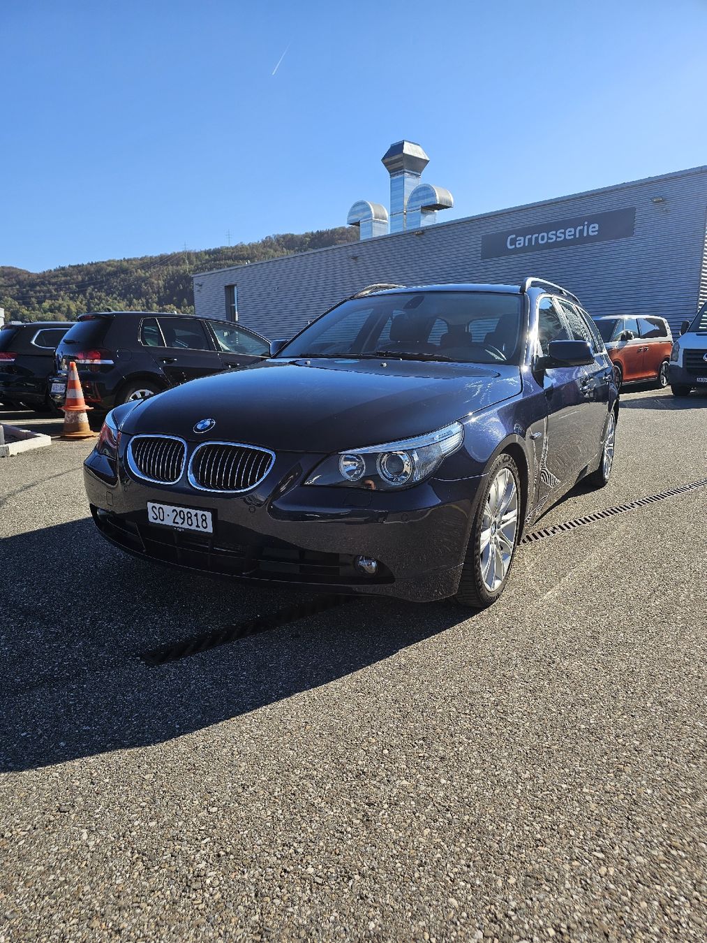 BMW Automobili: Bmw 530XI  – Usato da Dulliken venduto da lerro