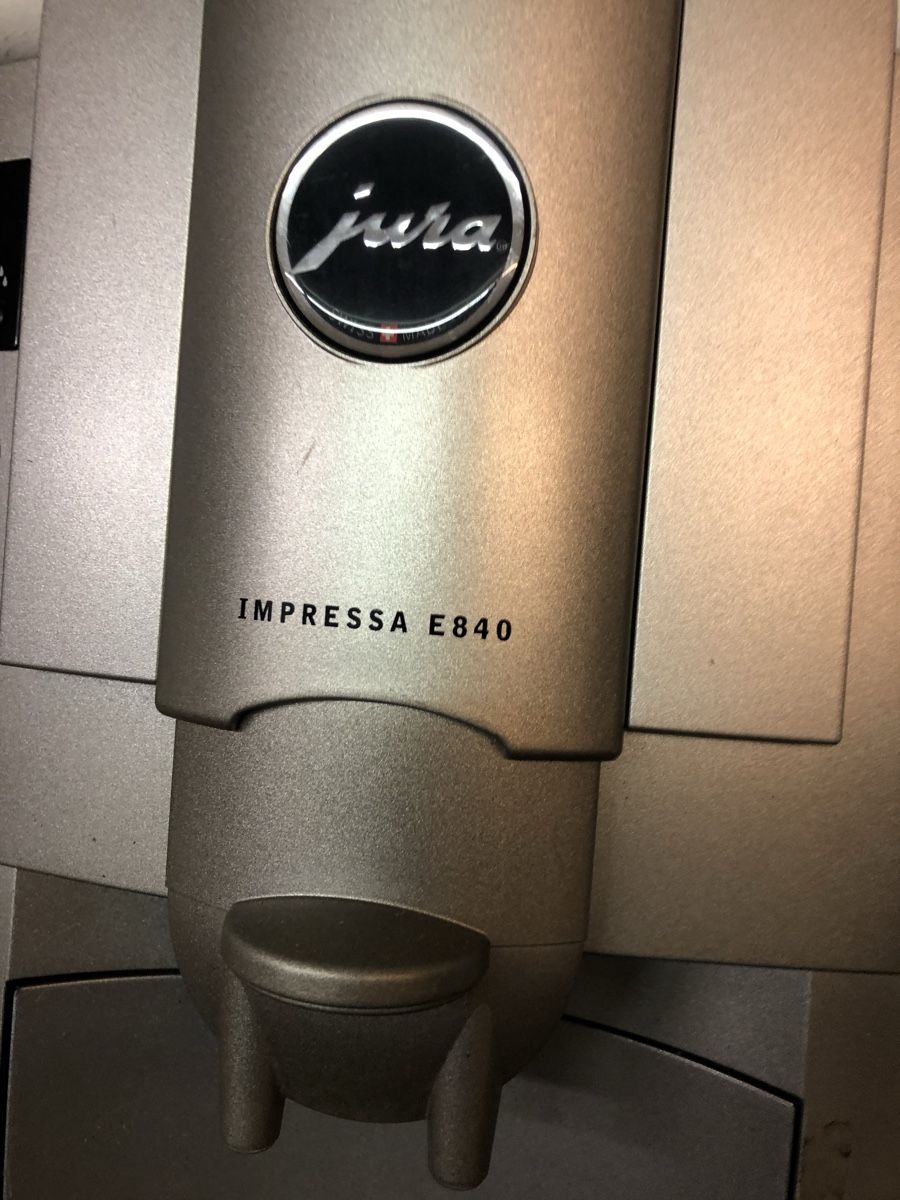 Jura Macchine per caffè & Macchine per espresso: Kafemaschine jura e840 – Difettoso da Biel-Bienne venduto da alos07 1
