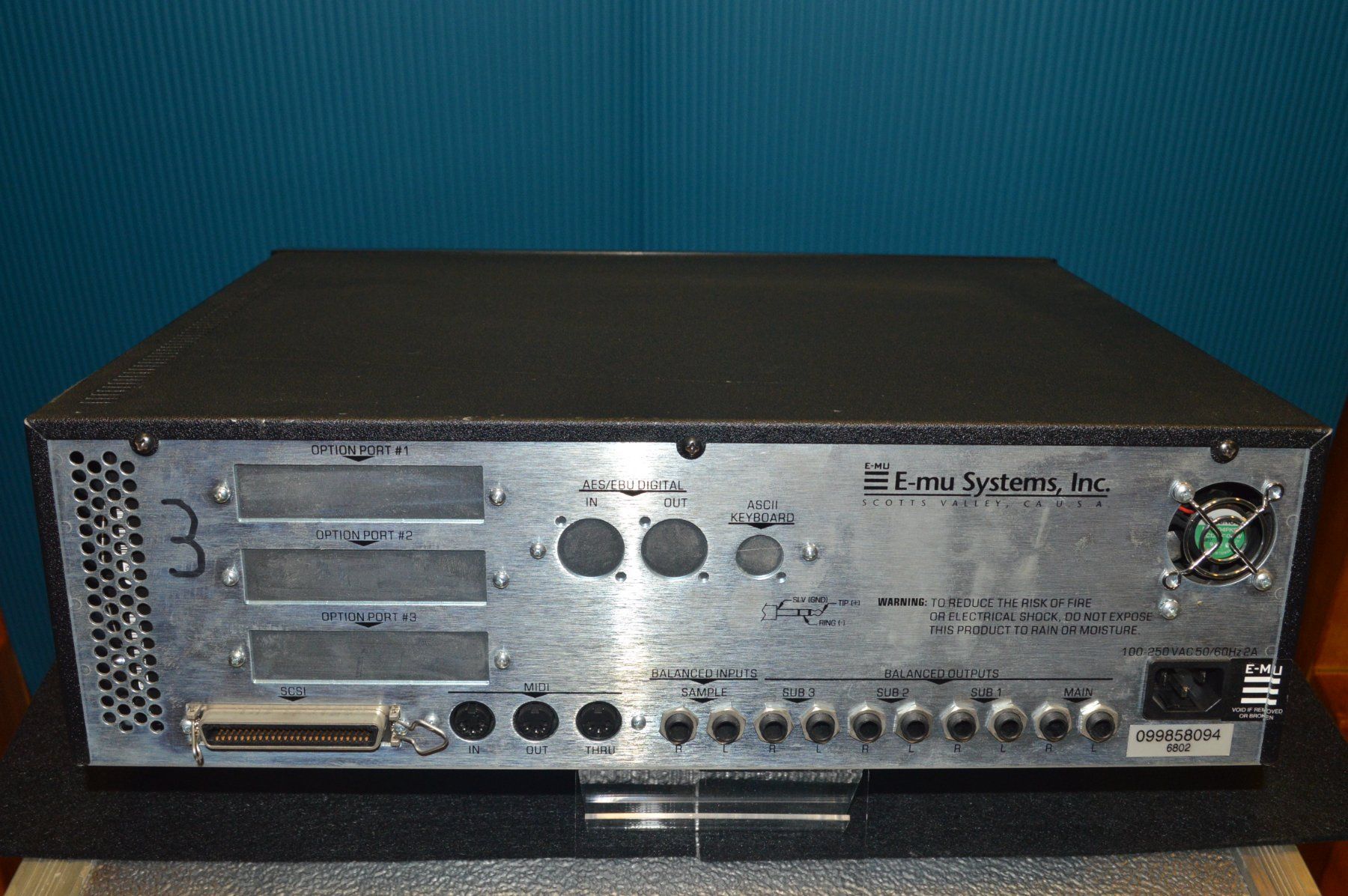 E-Mu Strumenti musicali: SAMPLER VINTAGE - EMU E6400 – Usato da Porza venduto da alba55 3