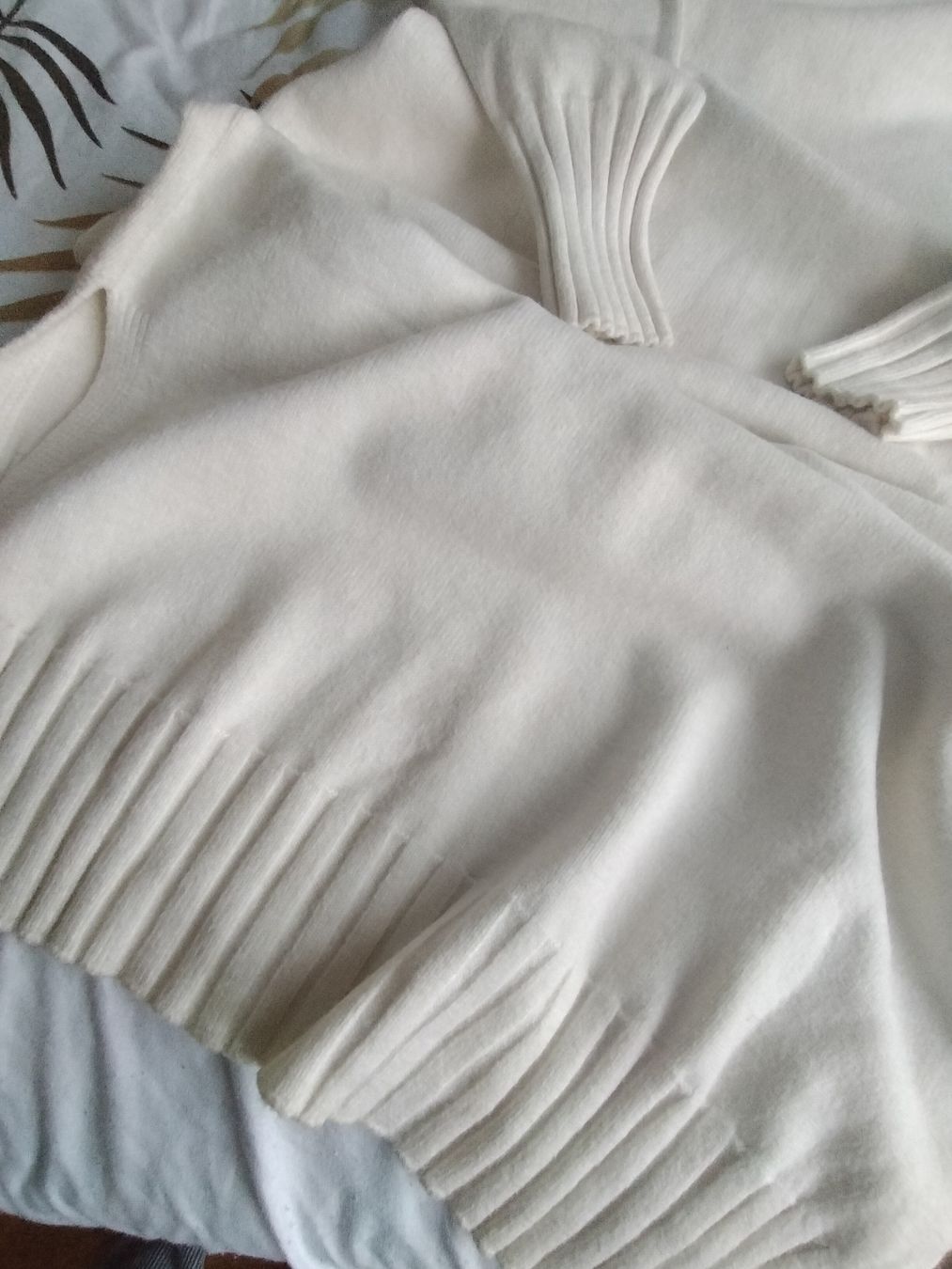Vestiti: robe Pull Deep Pink écrue neuf, taille unique, pour l'hiver – Nuovo e nell'imballaggio originale da La Chaux-de-Fonds venduto da Luxary.25cachmirepro 7