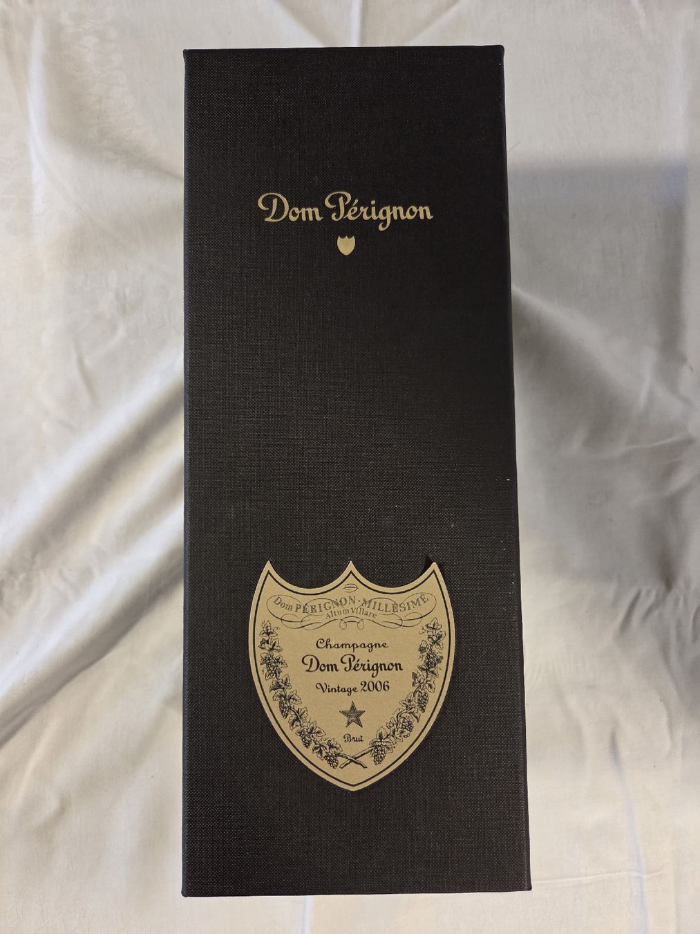 Moet Wein: Dom Pérignon Champagner Vintage 2006 in Originalbox – Neu und originalverpackt aus Zollikon von trachtenschneider