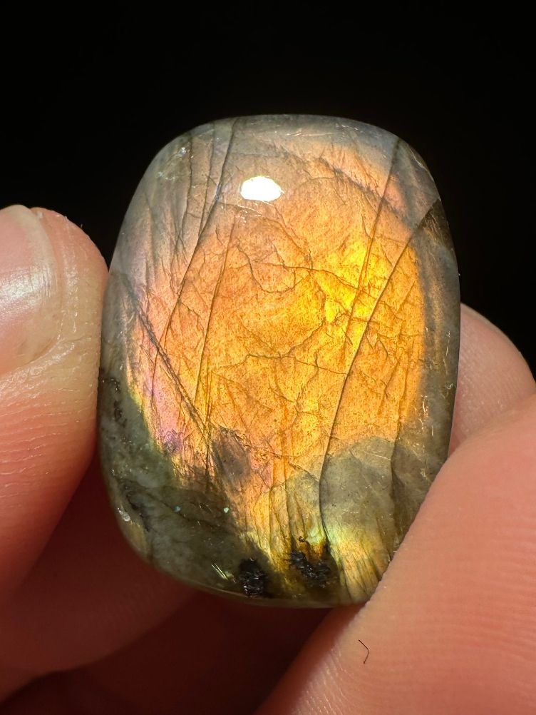 Minerali & Pietre curative: EIN Labradorit Cabochon, zufällig ausgewählt – Nuovo e nell'imballaggio originale da Männedorf venduto da cab_cb8m 7