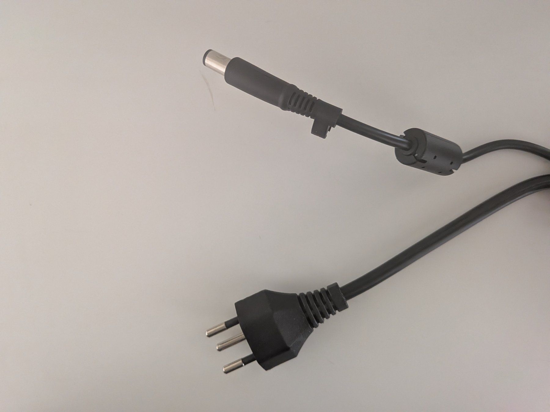 Hewlett Packard Caricabatterie: Original HP  90W chargeur ordinateur portable – Usato da Genève venduto da hbs_pro 2