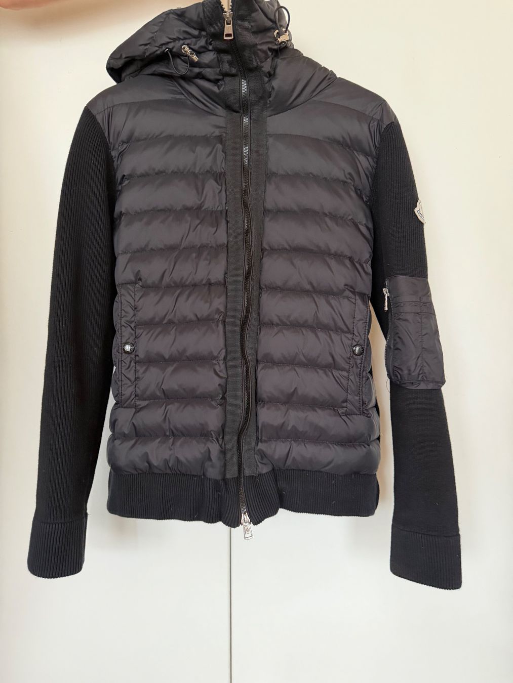 Moncler Jacken: Veste cardigan moncler – Gebraucht aus Bottens von lal_plz7