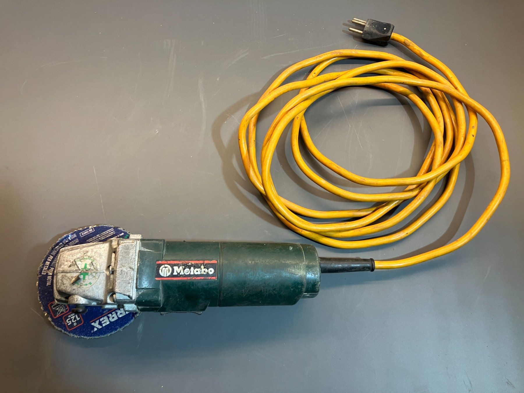 Metabo Smerigliatrici & Lucidatrici: gebr. Metabo Winkelschleifer 650W ab 1.- – Usato da Lichtensteig venduto da Buy24International 7