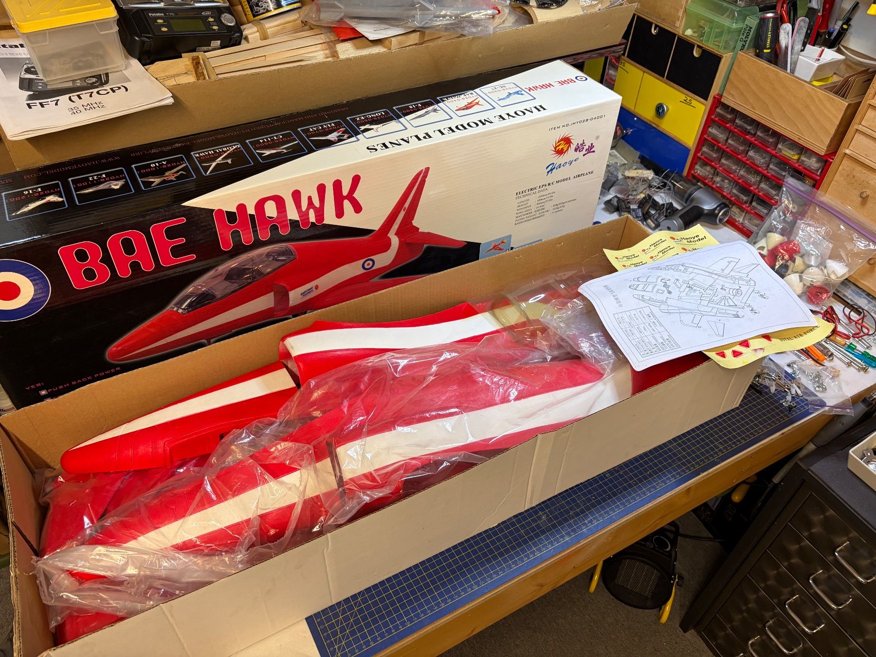 Modellismo RC: BAE Hawk RC Flugzeug Modell NEU & OVP – Usato da Glattbrugg venduto da Olio7 2