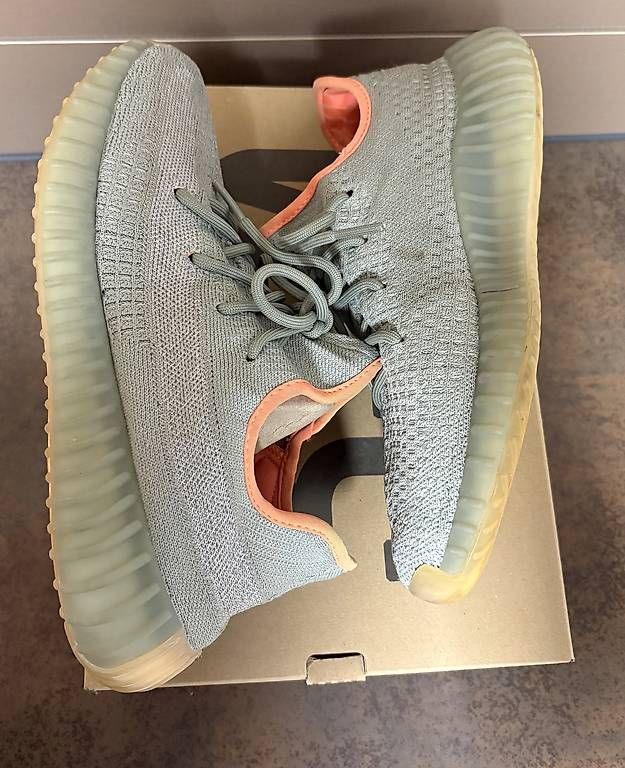 Adidas Scarpe da uomo: Yeezy Boost 350 V2 Desert Sage Gr.44 – Usato da Nottwil venduto da MaBi10 1