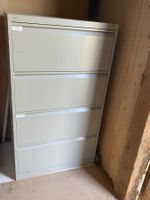 Lista Schubladen Schrank...