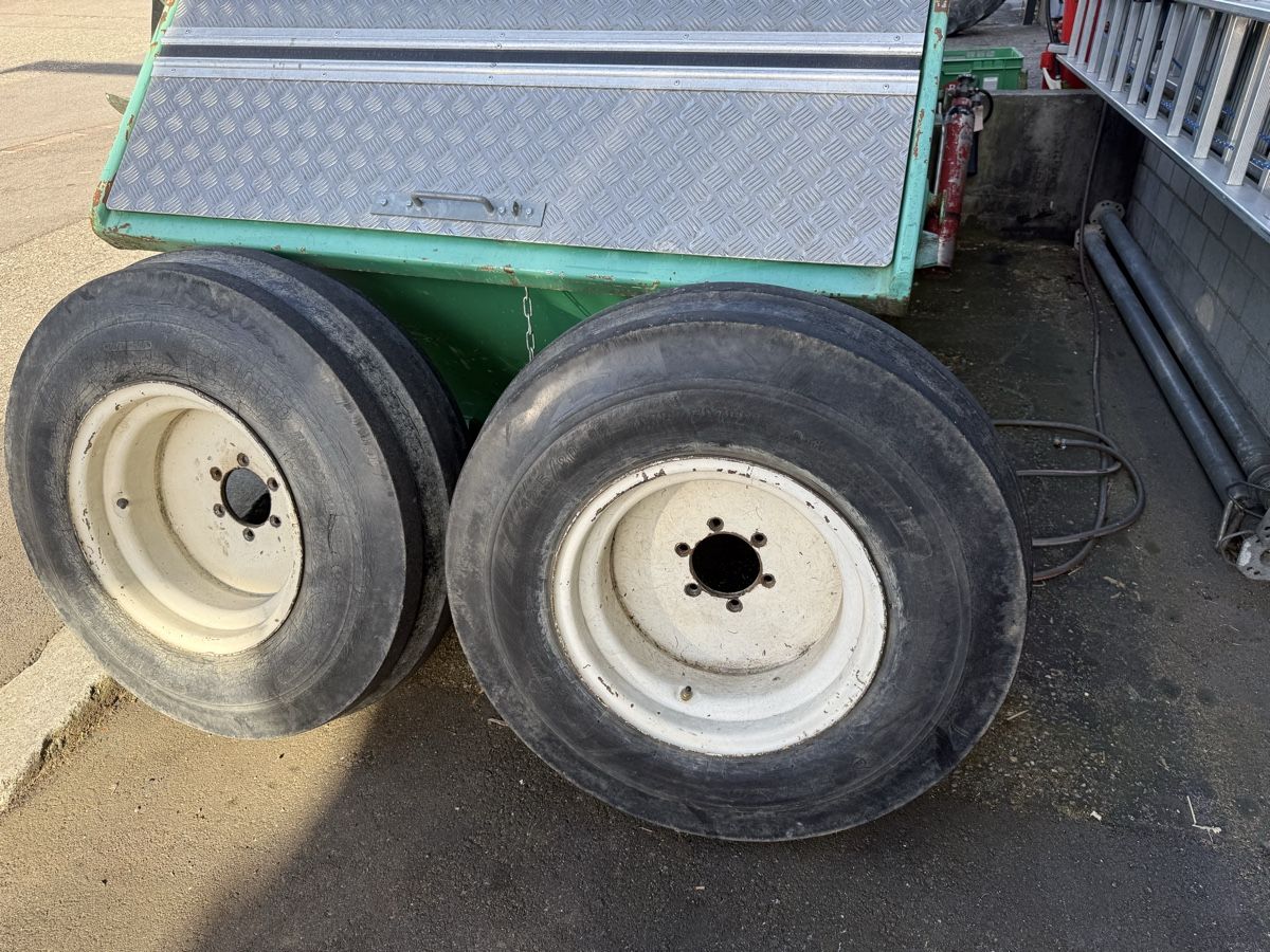 Trattori: Ford Traktor  – Usato da Bennwil venduto da Ford5600t