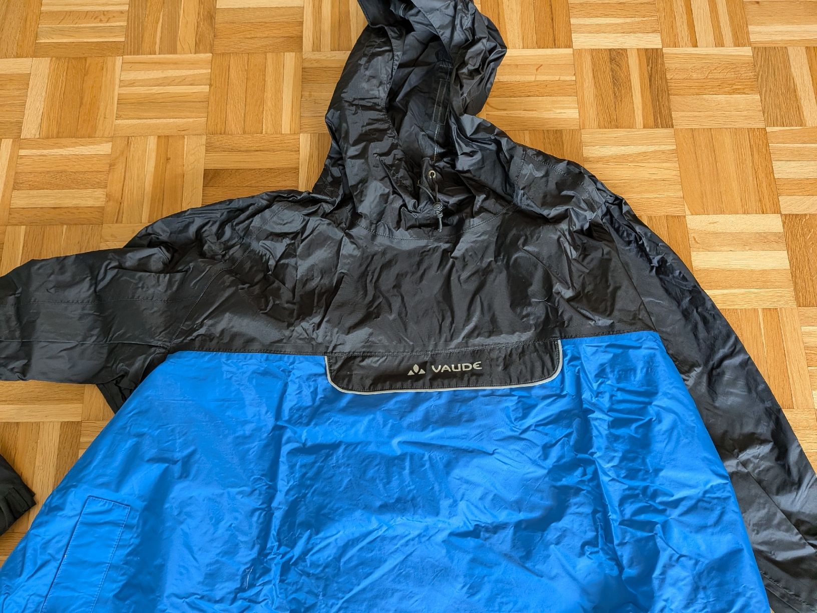 Vaude Jacken: Vaude Regenponcho Gr.M – Gebraucht aus Münchenbuchsee von Grundel74 1